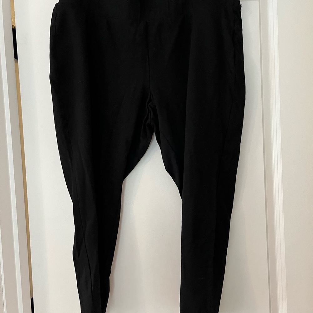 Women’s Black Stretch Skinny Pants